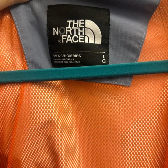 The North Face Men's Gray Jacket - Picture 6 of 6